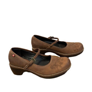 Ecco women’s shoes, brown, size 38, 2” heel